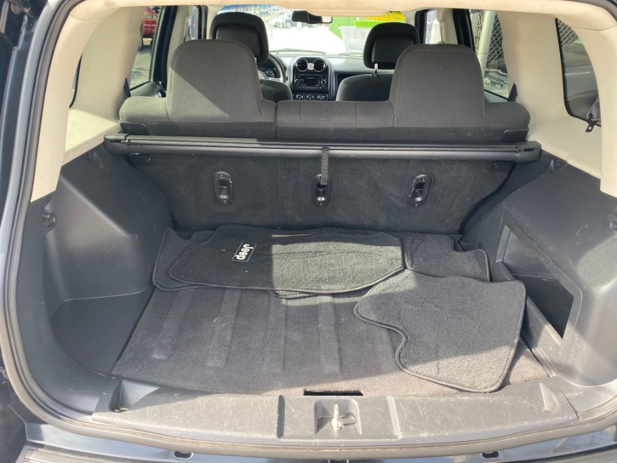 2012 Jeep Patriot 4WD 4dr Sport, available for sale in Middle Village, New York | Middle Village Motors . Middle Village, New York 2012 Jeep Patriot 4WD 4dr Sport, available for sale in Middle Village, New York | Middle Village Motors . Middle Village, New York