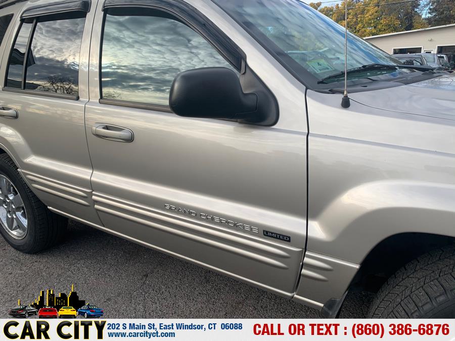 2004 Jeep Grand Cherokee 4dr Limited 4WD, available for sale in East Windsor, Connecticut | Car City LLC. East Windsor, Connecticut 2004 Jeep Grand Cherokee 4dr Limited 4WD, available for sale in East Windsor, Connecticut | Car City LLC. East Windsor, Connecticut