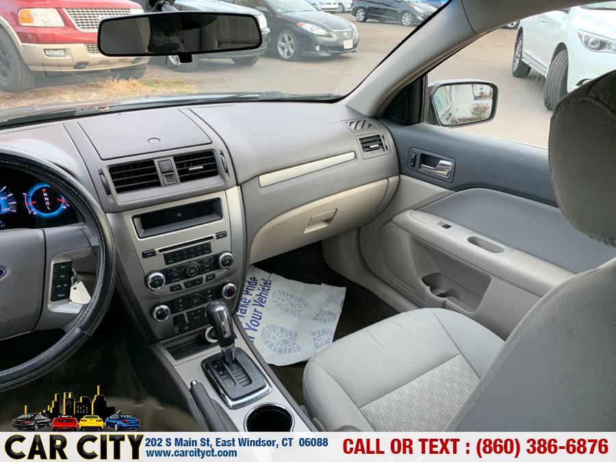 2012 Ford Fusion 4dr Sdn SE FWD, available for sale in East Windsor, Connecticut | Car City LLC. East Windsor, Connecticut 2012 Ford Fusion 4dr Sdn SE FWD, available for sale in East Windsor, Connecticut | Car City LLC. East Windsor, Connecticut