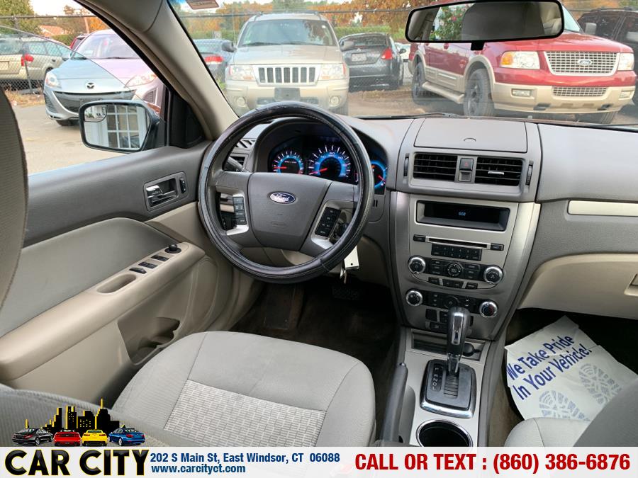 2012 Ford Fusion 4dr Sdn SE FWD, available for sale in East Windsor, Connecticut | Car City LLC. East Windsor, Connecticut 2012 Ford Fusion 4dr Sdn SE FWD, available for sale in East Windsor, Connecticut | Car City LLC. East Windsor, Connecticut