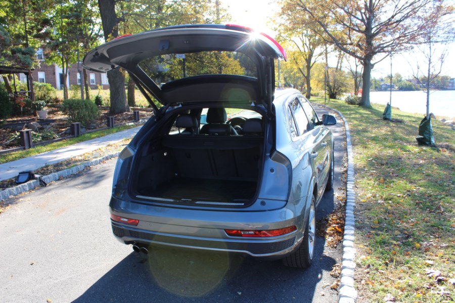 2016 Audi Q3 quattro 4dr Prestige, available for sale in Great Neck, New York | Great Neck Car Buyers & Sellers. Great Neck, New York 2016 Audi Q3 quattro 4dr Prestige, available for sale in Great Neck, New York | Great Neck Car Buyers & Sellers. Great Neck, New York