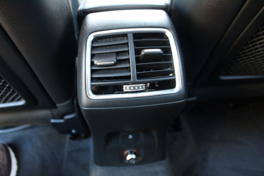 2016 Audi Q3 quattro 4dr Prestige, available for sale in Great Neck, New York | Great Neck Car Buyers & Sellers. Great Neck, New York 2016 Audi Q3 quattro 4dr Prestige, available for sale in Great Neck, New York | Great Neck Car Buyers & Sellers. Great Neck, New York