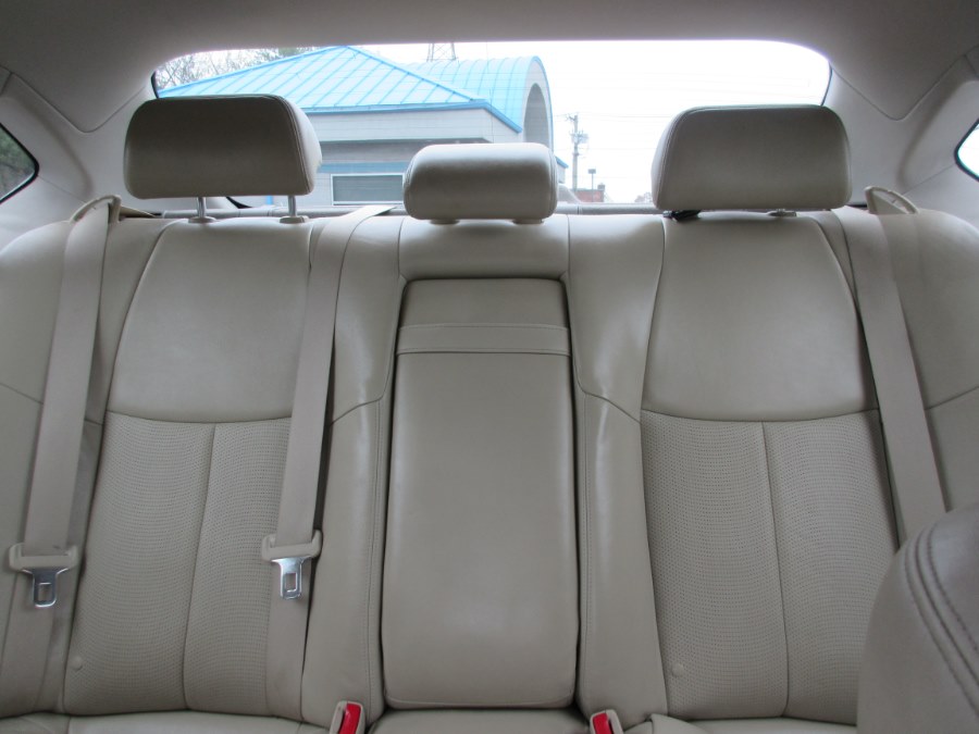 2011 INFINITI M56X 4dr Sdn AWD, available for sale in Lynbrook, New York | ACA Auto Sales. Lynbrook, New York 2011 INFINITI M56X 4dr Sdn AWD, available for sale in Lynbrook, New York | ACA Auto Sales. Lynbrook, New York