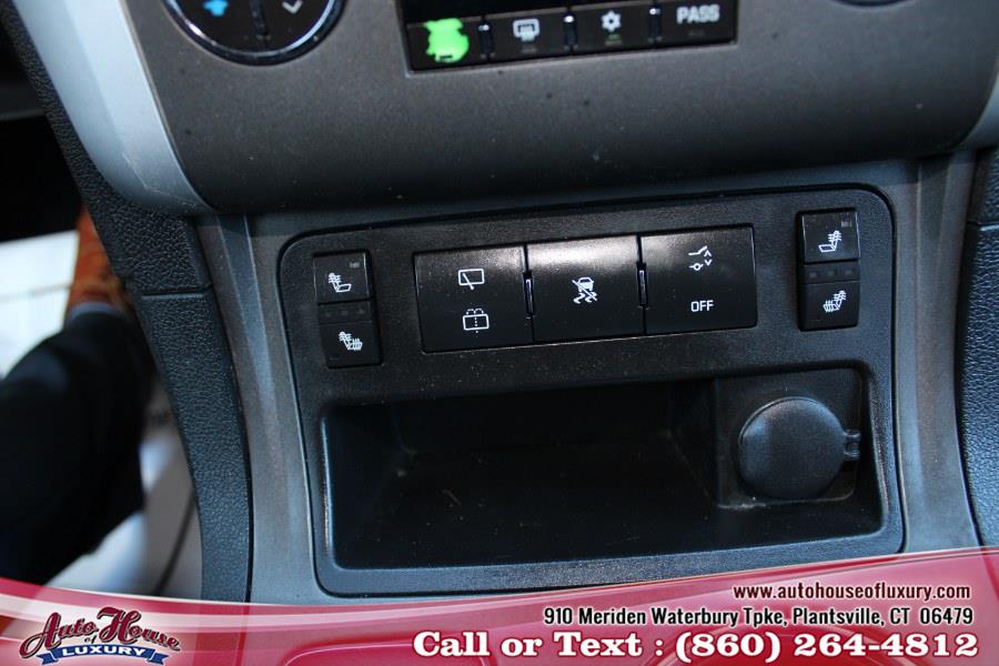 2010 Chevrolet Traverse AWD 4dr LT w/2LT, available for sale in Plantsville, Connecticut | Auto House of Luxury. Plantsville, Connecticut 2010 Chevrolet Traverse AWD 4dr LT w/2LT, available for sale in Plantsville, Connecticut | Auto House of Luxury. Plantsville, Connecticut