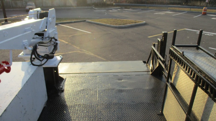 2005 Ford F550 HEAVY DUTY, available for sale in Bronx, New York | TNT Auto Sales USA inc. Bronx, New York 2005 Ford F550 HEAVY DUTY, available for sale in Bronx, New York | TNT Auto Sales USA inc. Bronx, New York