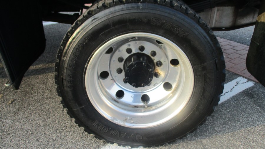 2005 Ford F550 HEAVY DUTY, available for sale in Bronx, New York | TNT Auto Sales USA inc. Bronx, New York 2005 Ford F550 HEAVY DUTY, available for sale in Bronx, New York | TNT Auto Sales USA inc. Bronx, New York