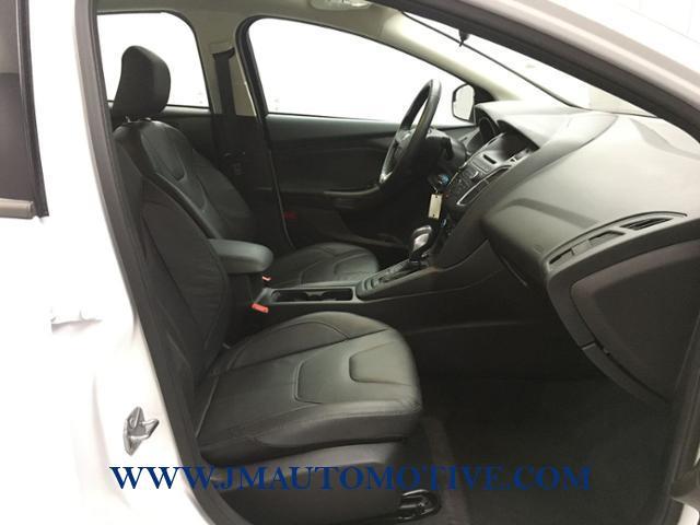 2016 Ford Focus 4dr Sdn SE, available for sale in Naugatuck, Connecticut | J&M Automotive Sls&Svc LLC. Naugatuck, Connecticut 2016 Ford Focus 4dr Sdn SE, available for sale in Naugatuck, Connecticut | J&M Automotive Sls&Svc LLC. Naugatuck, Connecticut