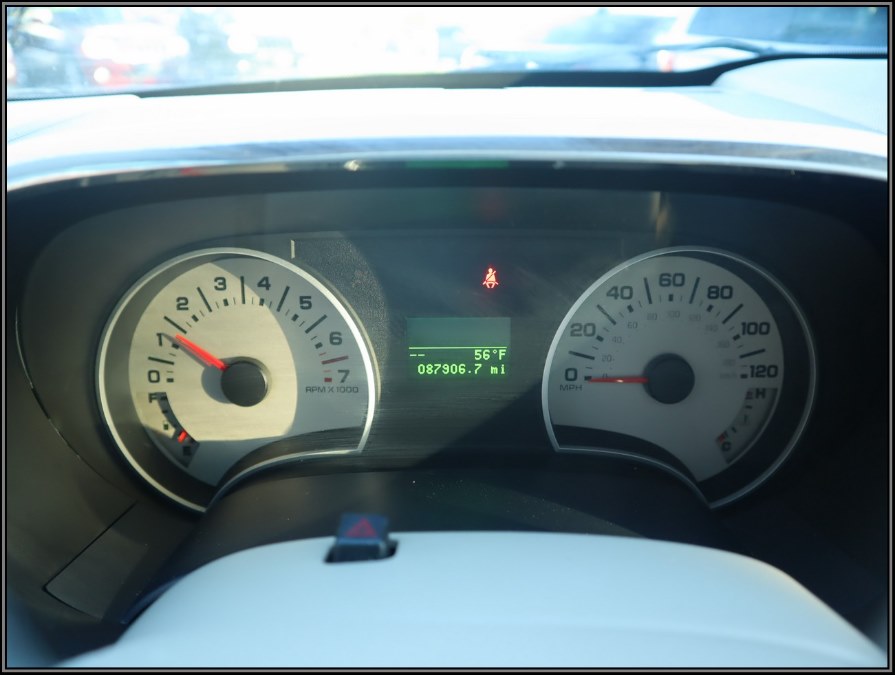 2006 Ford Explorer 4dr 114" WB 4.0L Eddie Bauer 4WD, available for sale in Huntington Station, New York | My Auto Inc.. Huntington Station, New York 2006 Ford Explorer 4dr 114" WB 4.0L Eddie Bauer 4WD, available for sale in Huntington Station, New York | My Auto Inc.. Huntington Station, New York