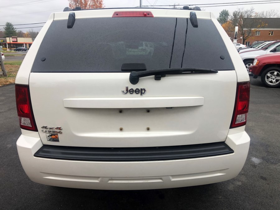 2010 Jeep Grand Cherokee 4WD 4dr Laredo, available for sale in Suffield, Connecticut | Suffield Auto LLC. Suffield, Connecticut 2010 Jeep Grand Cherokee 4WD 4dr Laredo, available for sale in Suffield, Connecticut | Suffield Auto LLC. Suffield, Connecticut