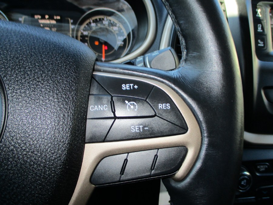 2016 Jeep Cherokee 4WD 4dr Sport, available for sale in Massapequa, New York | South Shore Auto Brokers & Sales. Massapequa, New York 2016 Jeep Cherokee 4WD 4dr Sport, available for sale in Massapequa, New York | South Shore Auto Brokers & Sales. Massapequa, New York