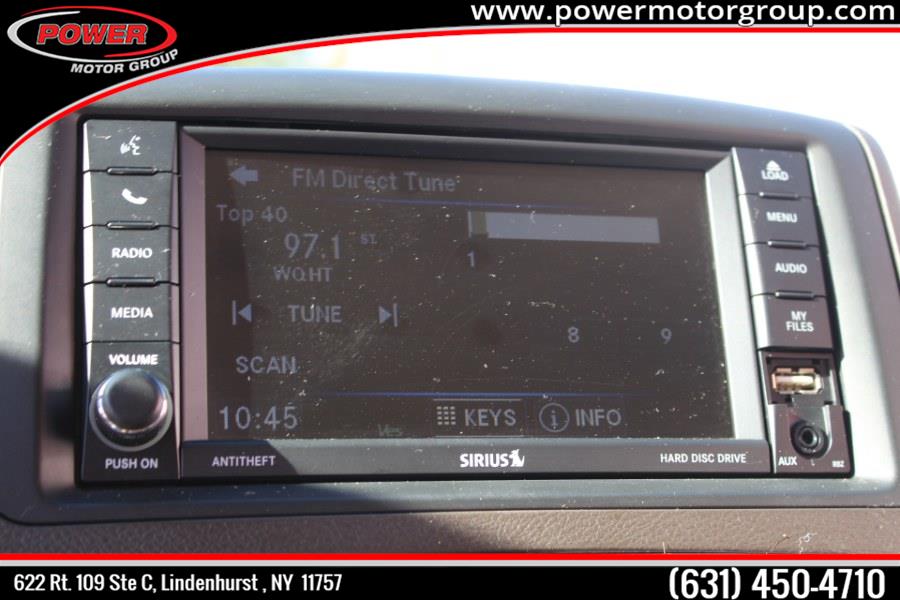 2016 Chrysler Town & Country 4dr Wgn Touring, available for sale in Lindenhurst, New York | Power Motor Group. Lindenhurst, New York 2016 Chrysler Town & Country 4dr Wgn Touring, available for sale in Lindenhurst, New York | Power Motor Group. Lindenhurst, New York