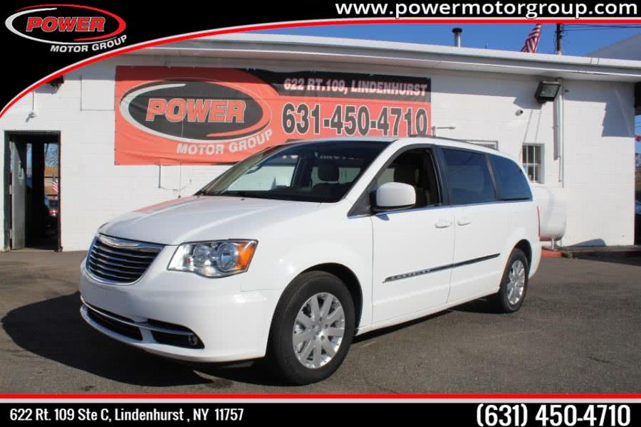 2016 Chrysler Town & Country 4dr Wgn Touring, available for sale in Lindenhurst, New York | Power Motor Group. Lindenhurst, New York
