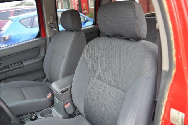 2004 Nissan Frontier XE-V6 Crew Cab 2WD, available for sale in New Haven, Connecticut | Boulevard Motors LLC. New Haven, Connecticut 2004 Nissan Frontier XE-V6 Crew Cab 2WD, available for sale in New Haven, Connecticut | Boulevard Motors LLC. New Haven, Connecticut