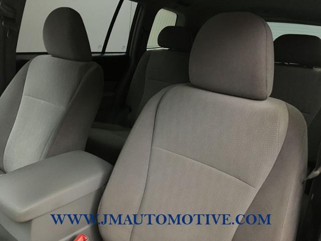 2013 Toyota Highlander 4WD 4dr V6, available for sale in Naugatuck, Connecticut | J&M Automotive Sls&Svc LLC. Naugatuck, Connecticut 2013 Toyota Highlander 4WD 4dr V6, available for sale in Naugatuck, Connecticut | J&M Automotive Sls&Svc LLC. Naugatuck, Connecticut