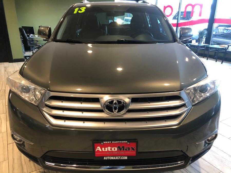 2013 Toyota Highlander 4WD 4dr V6 Limited (Natl), available for sale in West Hartford, Connecticut | AutoMax. West Hartford, Connecticut 2013 Toyota Highlander 4WD 4dr V6 Limited (Natl), available for sale in West Hartford, Connecticut | AutoMax. West Hartford, Connecticut