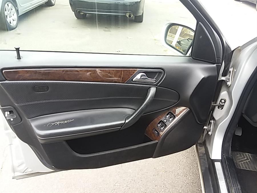 2005 Mercedes-Benz C-Class 4dr Sdn 2.6L 4MATIC, available for sale in Wallingford, Connecticut | Vertucci Automotive Inc. Wallingford, Connecticut 2005 Mercedes-Benz C-Class 4dr Sdn 2.6L 4MATIC, available for sale in Wallingford, Connecticut | Vertucci Automotive Inc. Wallingford, Connecticut