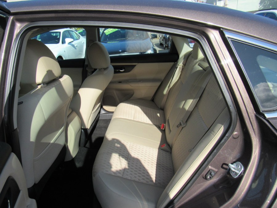 2016 Nissan Altima 4dr Sdn I4 2.5 S, available for sale in Worcester, Massachusetts | Hilario's Auto Sales Inc.. Worcester, Massachusetts 2016 Nissan Altima 4dr Sdn I4 2.5 S, available for sale in Worcester, Massachusetts | Hilario's Auto Sales Inc.. Worcester, Massachusetts