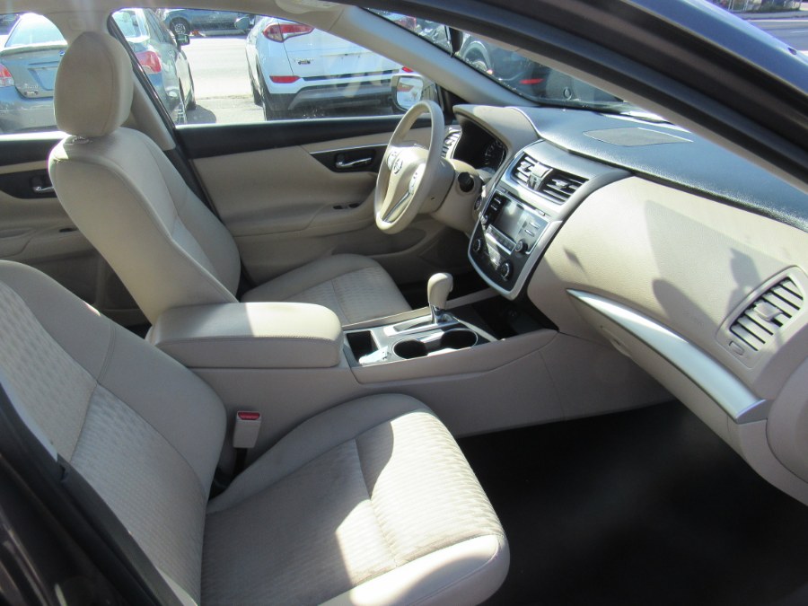 2016 Nissan Altima 4dr Sdn I4 2.5 S, available for sale in Worcester, Massachusetts | Hilario's Auto Sales Inc.. Worcester, Massachusetts 2016 Nissan Altima 4dr Sdn I4 2.5 S, available for sale in Worcester, Massachusetts | Hilario's Auto Sales Inc.. Worcester, Massachusetts