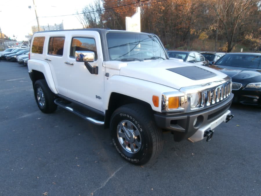 2008 HUMMER H3 4WD 4dr SUV Luxury, available for sale in Waterbury, Connecticut | Jim Juliani Motors. Waterbury, Connecticut