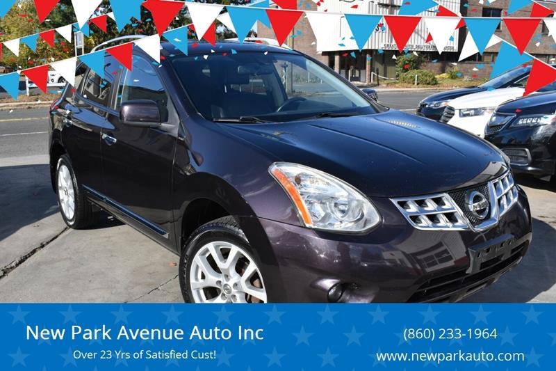 2011 Nissan Rogue S photo