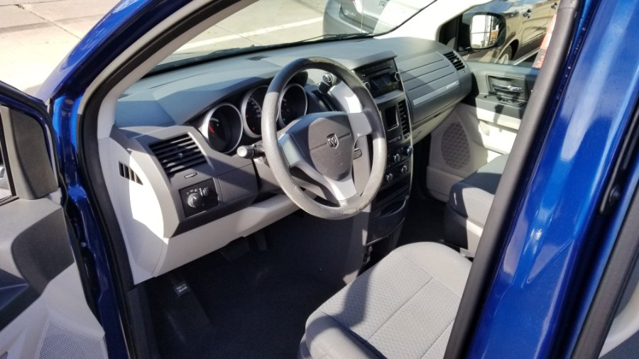 2010 Dodge Grand Caravan 4dr Wgn SE, available for sale in Baldwin, New York | Carmoney Auto Sales. Baldwin, New York 2010 Dodge Grand Caravan 4dr Wgn SE, available for sale in Baldwin, New York | Carmoney Auto Sales. Baldwin, New York