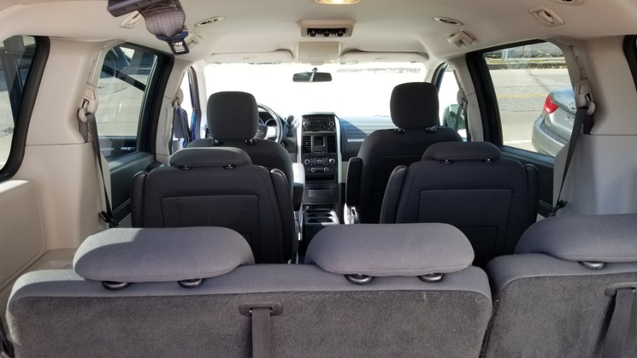 2010 Dodge Grand Caravan 4dr Wgn SE, available for sale in Baldwin, New York | Carmoney Auto Sales. Baldwin, New York 2010 Dodge Grand Caravan 4dr Wgn SE, available for sale in Baldwin, New York | Carmoney Auto Sales. Baldwin, New York