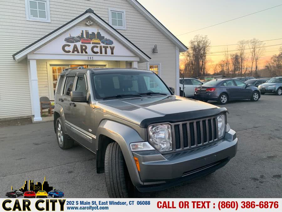 2012 Jeep Liberty 4WD 4dr Sport Latitude, available for sale in East Windsor, Connecticut | Car City LLC. East Windsor, Connecticut
