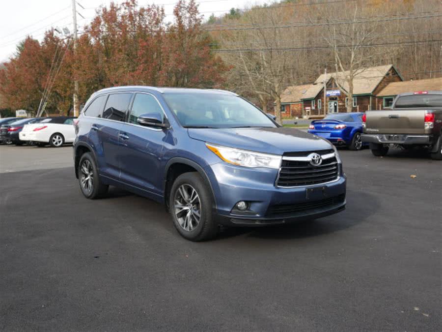 2016 Toyota Highlander XLE, available for sale in Canton, Connecticut | Canton Auto Exchange. Canton, Connecticut