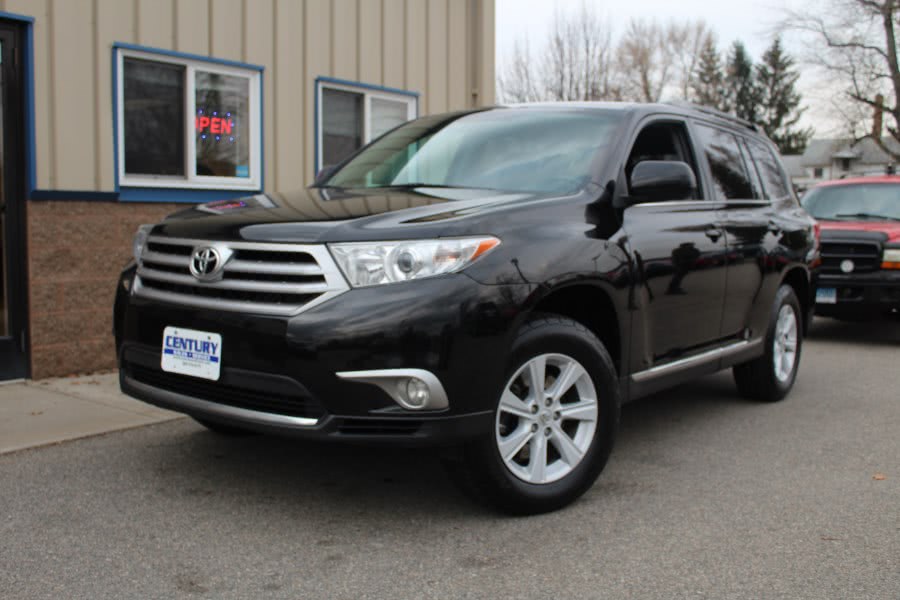2013 Toyota Highlander 4WD 4dr V6 (Natl), available for sale in East Windsor, Connecticut | Century Auto And Truck. East Windsor, Connecticut