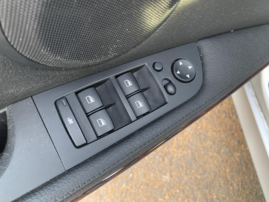 2008 BMW 3 Series 4dr Sdn 328xi AWD, available for sale in Stamford, Connecticut | Harbor View Auto Sales LLC. Stamford, Connecticut 2008 BMW 3 Series 4dr Sdn 328xi AWD, available for sale in Stamford, Connecticut | Harbor View Auto Sales LLC. Stamford, Connecticut