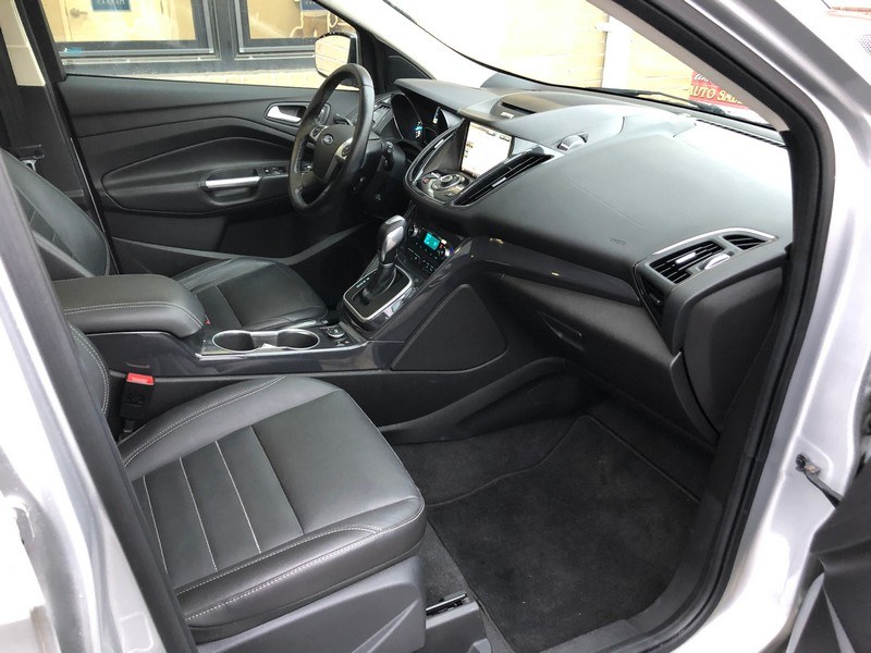Used Ford Escape 4WD 4dr Titanium 2014 | Union Street Auto Sales. West Springfield, Massachusetts Used Ford Escape 4WD 4dr Titanium 2014 | Union Street Auto Sales. West Springfield, Massachusetts