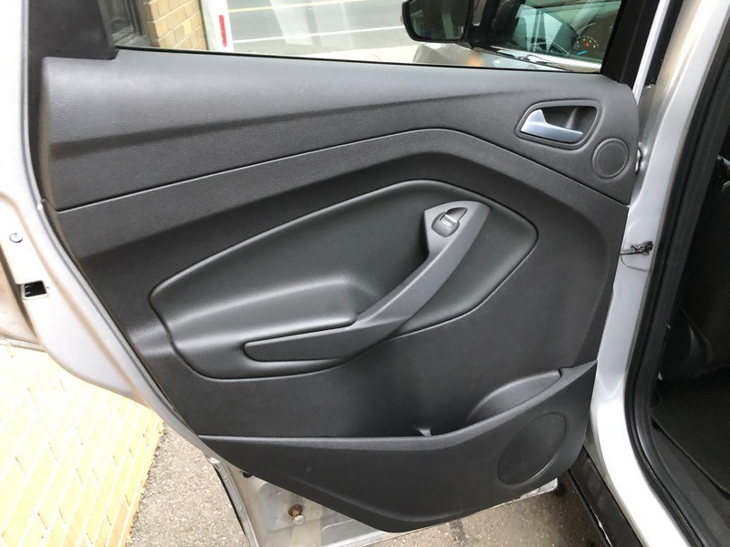 Used Ford Escape 4WD 4dr Titanium 2014 | Union Street Auto Sales. West Springfield, Massachusetts Used Ford Escape 4WD 4dr Titanium 2014 | Union Street Auto Sales. West Springfield, Massachusetts