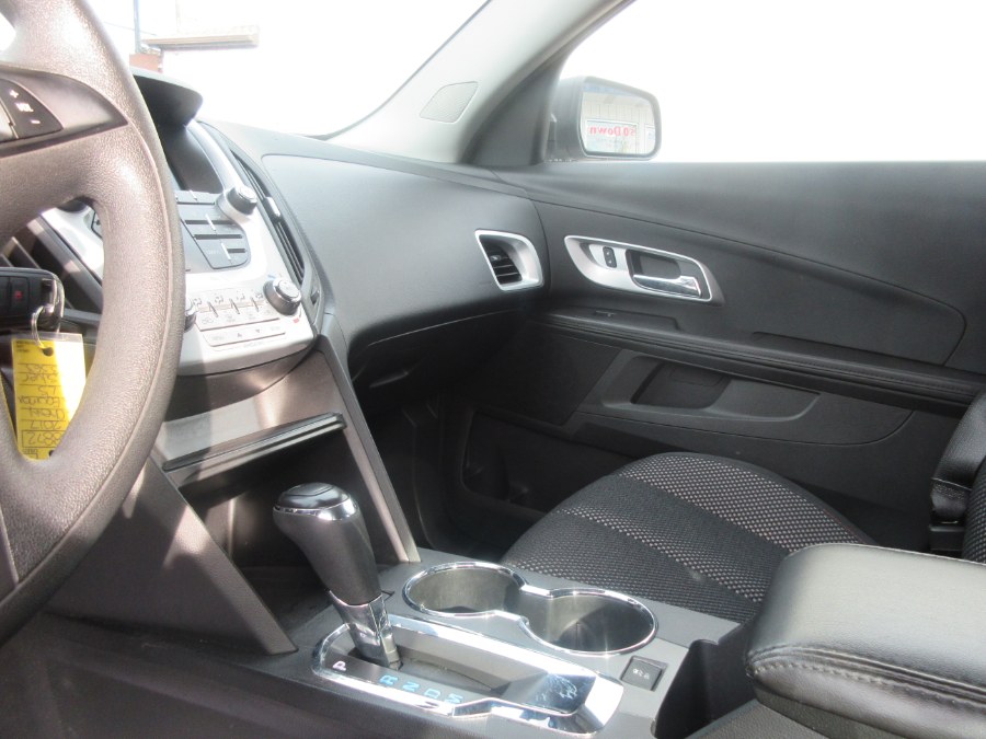 2017 Chevrolet Equinox FWD 4dr LS, available for sale in Linden, New Jersey | Route 27 Auto Mall. Linden, New Jersey 2017 Chevrolet Equinox FWD 4dr LS, available for sale in Linden, New Jersey | Route 27 Auto Mall. Linden, New Jersey