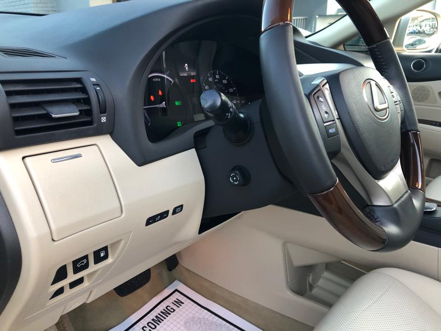 Used Lexus RX 450h Hybrid 2013 | Green Light Auto Wholesale. Daly City, California Used Lexus RX 450h Hybrid 2013 | Green Light Auto Wholesale. Daly City, California