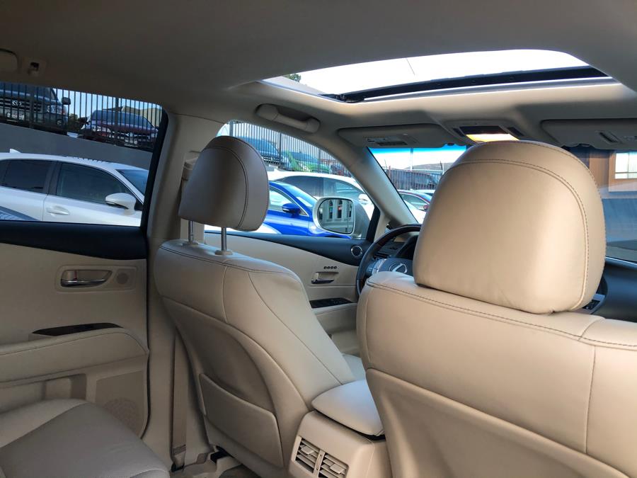 Used Lexus RX 450h Hybrid 2013 | Green Light Auto Wholesale. Daly City, California Used Lexus RX 450h Hybrid 2013 | Green Light Auto Wholesale. Daly City, California