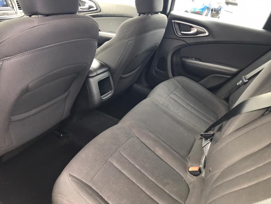 2015 Chrysler 200 4dr Sdn Limited FWD, available for sale in Manchester, Connecticut | Best Auto Sales LLC. Manchester, Connecticut 2015 Chrysler 200 4dr Sdn Limited FWD, available for sale in Manchester, Connecticut | Best Auto Sales LLC. Manchester, Connecticut