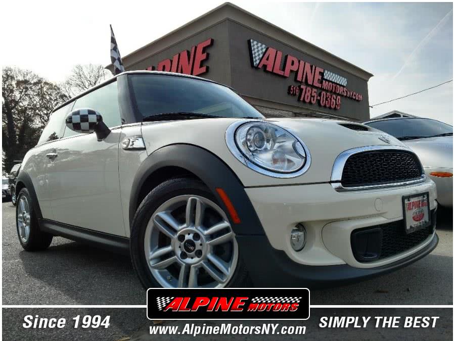 2012 MINI Cooper Hardtop 2dr Cpe S, available for sale in Wantagh, New York | Alpine Motors Inc. Wantagh, New York