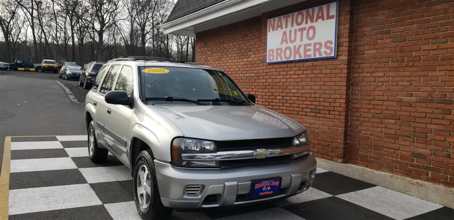 2005 Chevrolet TrailBlazer 4dr 4WD LS, available for sale in Waterbury, Connecticut | National Auto Brokers, Inc.. Waterbury, Connecticut