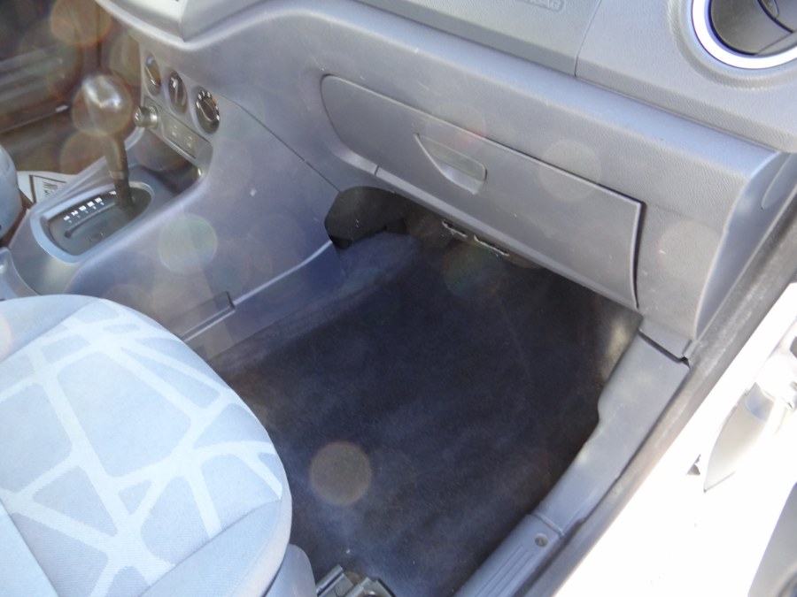 Used Ford Transit Connect 114.6" XL w/o side or rear door glass 2011 | SGM Auto Sales. West Babylon, New York Used Ford Transit Connect 114.6" XL w/o side or rear door glass 2011 | SGM Auto Sales. West Babylon, New York