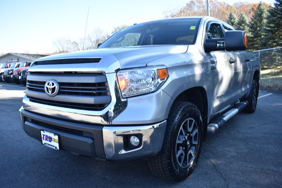 2014 Toyota Tundra 4WD Truck CrewMax 5.7L V8 6-Spd AT SR5 (Natl), available for sale in Berlin, Connecticut | Tru Auto Mall. Berlin, Connecticut 2014 Toyota Tundra 4WD Truck CrewMax 5.7L V8 6-Spd AT SR5 (Natl), available for sale in Berlin, Connecticut | Tru Auto Mall. Berlin, Connecticut