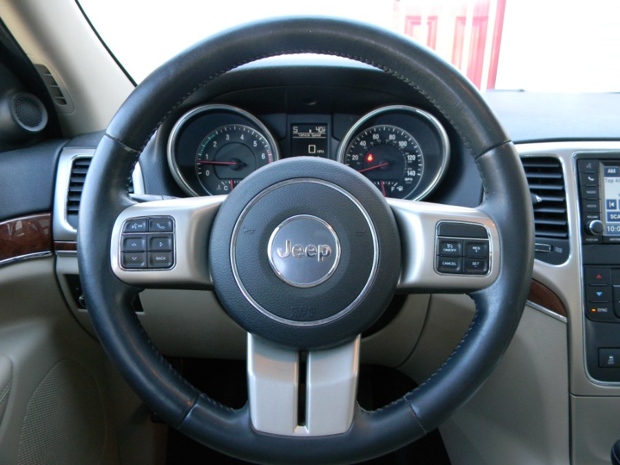 2012 Jeep Grand Cherokee 4WD 4dr Limited, available for sale in Paterson, New Jersey | DZ Automall. Paterson, New Jersey 2012 Jeep Grand Cherokee 4WD 4dr Limited, available for sale in Paterson, New Jersey | DZ Automall. Paterson, New Jersey