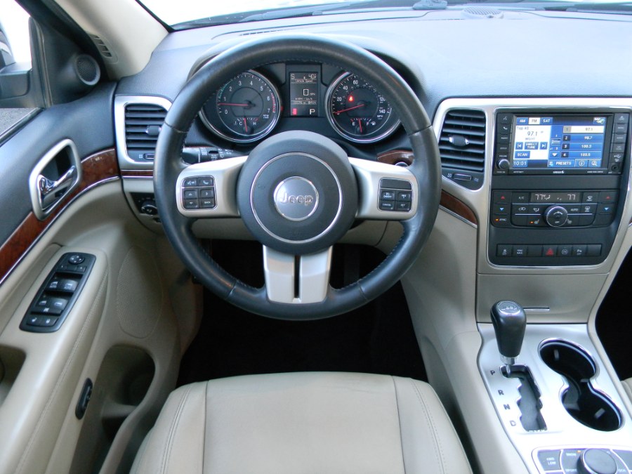 2012 Jeep Grand Cherokee 4WD 4dr Limited, available for sale in Paterson, New Jersey | DZ Automall. Paterson, New Jersey 2012 Jeep Grand Cherokee 4WD 4dr Limited, available for sale in Paterson, New Jersey | DZ Automall. Paterson, New Jersey
