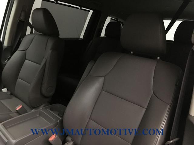 2014 Honda Odyssey 5dr Touring Elite, available for sale in Naugatuck, Connecticut | J&M Automotive Sls&Svc LLC. Naugatuck, Connecticut 2014 Honda Odyssey 5dr Touring Elite, available for sale in Naugatuck, Connecticut | J&M Automotive Sls&Svc LLC. Naugatuck, Connecticut