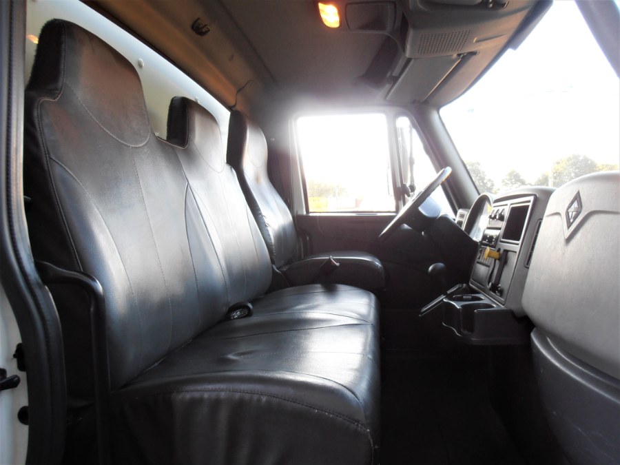 2015 INTERNATIONAL DURASTAR 4300 26 FT BOX TRUCK w LIFTGATE, available for sale in COPIAGUE, New York | Warwick Auto Sales Inc. COPIAGUE, New York 2015 INTERNATIONAL DURASTAR 4300 26 FT BOX TRUCK w LIFTGATE, available for sale in COPIAGUE, New York | Warwick Auto Sales Inc. COPIAGUE, New York