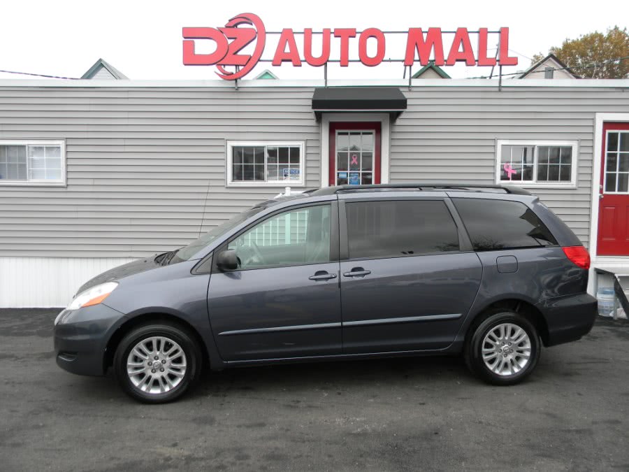 2008 Toyota Sienna 5dr 7-Pass Van LE AWD, available for sale in Paterson, New Jersey | DZ Automall. Paterson, New Jersey