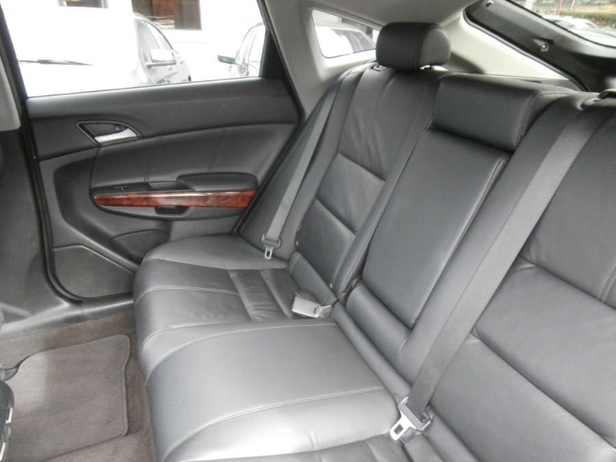 2012 Honda Crosstour 4WD V6 5dr EX-L w/Navi, available for sale in Waterbury, Connecticut | Jim Juliani Motors. Waterbury, Connecticut 2012 Honda Crosstour 4WD V6 5dr EX-L w/Navi, available for sale in Waterbury, Connecticut | Jim Juliani Motors. Waterbury, Connecticut