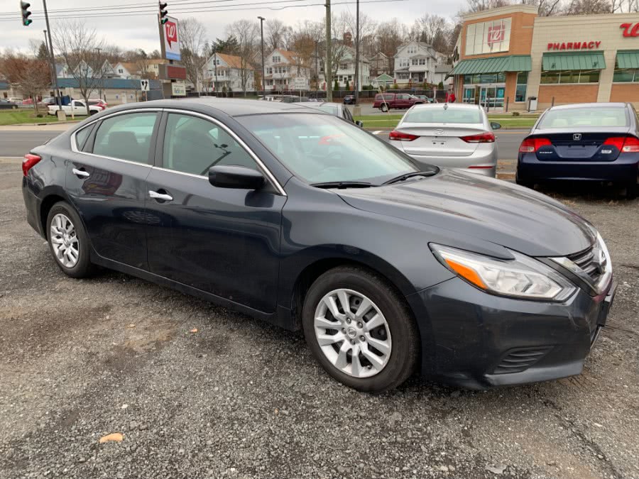 2016 Nissan Altima 4dr Sdn I4 2.5 S, available for sale in Wallingford, Connecticut | Wallingford Auto Center LLC. Wallingford, Connecticut