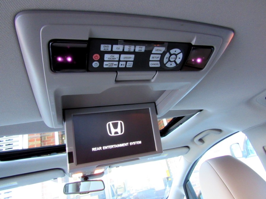 2015 Honda Odyssey 5dr EX-L w/Navi, available for sale in Paterson, New Jersey | MFG Prestige Auto Group. Paterson, New Jersey 2015 Honda Odyssey 5dr EX-L w/Navi, available for sale in Paterson, New Jersey | MFG Prestige Auto Group. Paterson, New Jersey