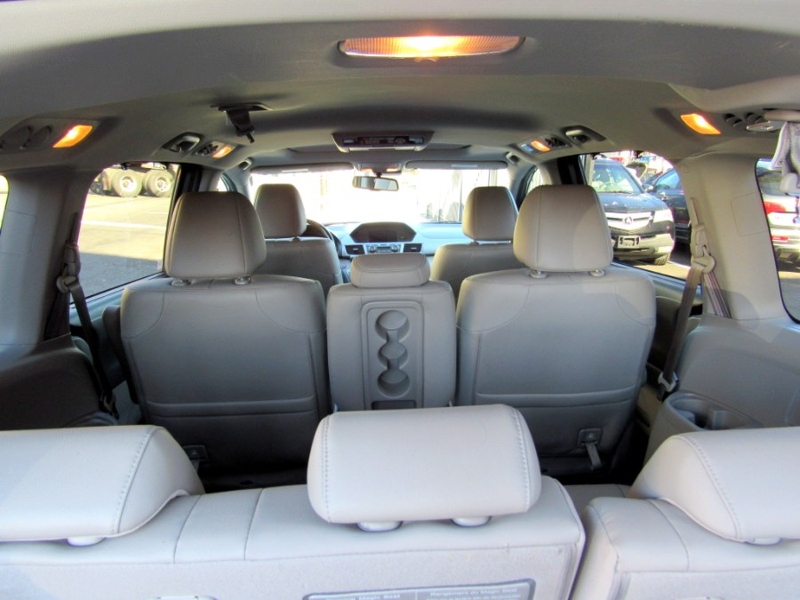 2015 Honda Odyssey 5dr EX-L w/Navi, available for sale in Paterson, New Jersey | MFG Prestige Auto Group. Paterson, New Jersey 2015 Honda Odyssey 5dr EX-L w/Navi, available for sale in Paterson, New Jersey | MFG Prestige Auto Group. Paterson, New Jersey