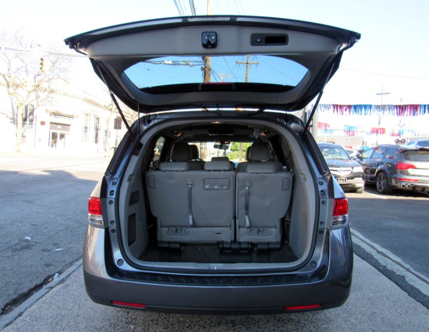 2015 Honda Odyssey 5dr EX-L w/Navi, available for sale in Paterson, New Jersey | MFG Prestige Auto Group. Paterson, New Jersey 2015 Honda Odyssey 5dr EX-L w/Navi, available for sale in Paterson, New Jersey | MFG Prestige Auto Group. Paterson, New Jersey